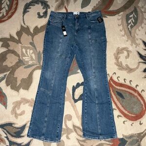 Plus Size Fashion Nova High Rise Bootcut Jeans Size 18 (Fits like 16) NWT